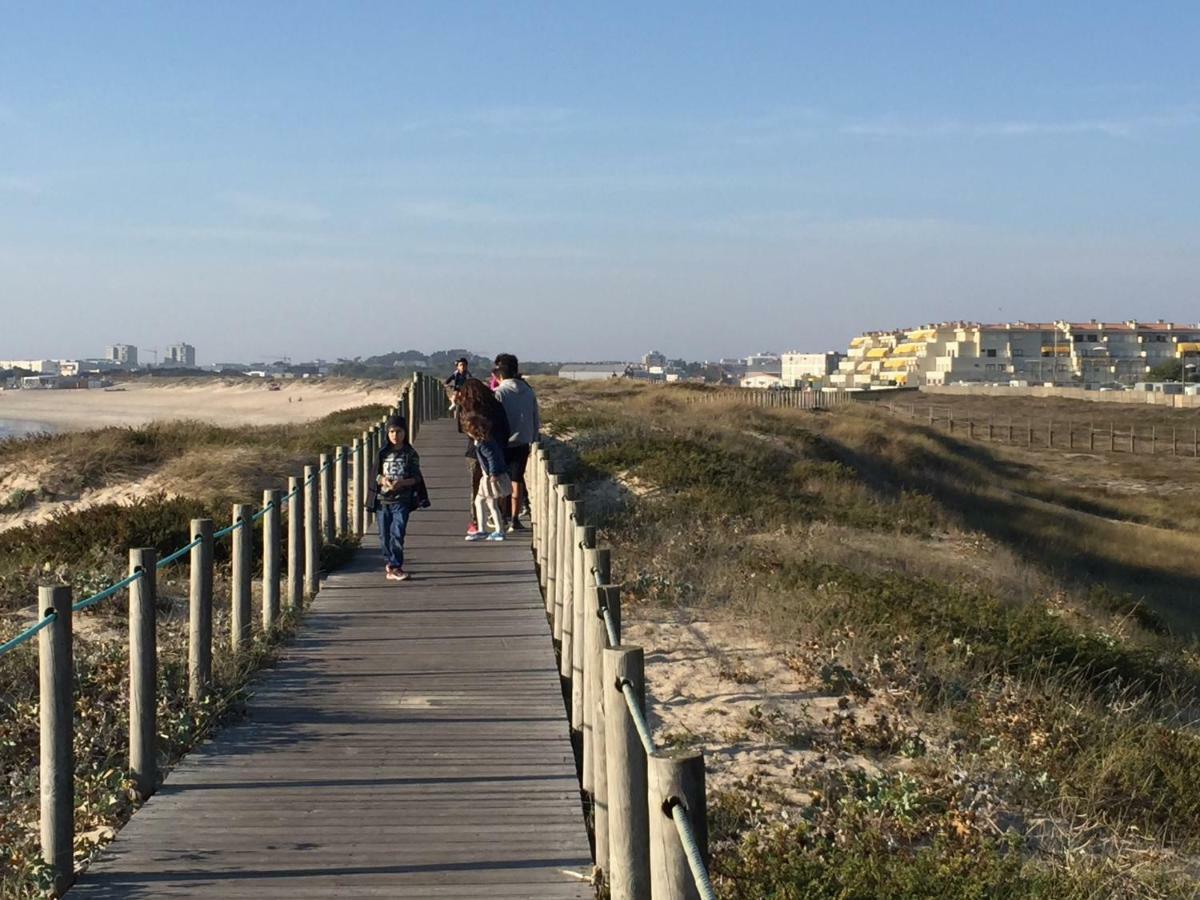 Sunny Beach Apartment Holidays Вила ду Конде Екстериор снимка