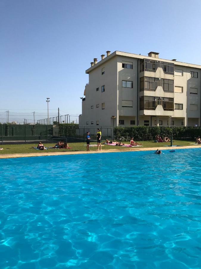 Sunny Beach Apartment Holidays Вила ду Конде Екстериор снимка